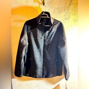 Mens IZOD NWT Black&Gray Jacket, XL, sweater fleece w soft shell pockets, zip